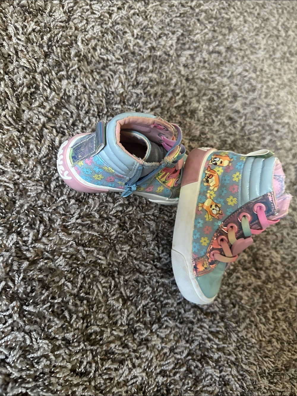 Bluey’s High-Top Sneakers in Pastel Blue & Pink - Cute Floral Design - Picture 2 of 6